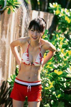 轻舟已过万重山全诗